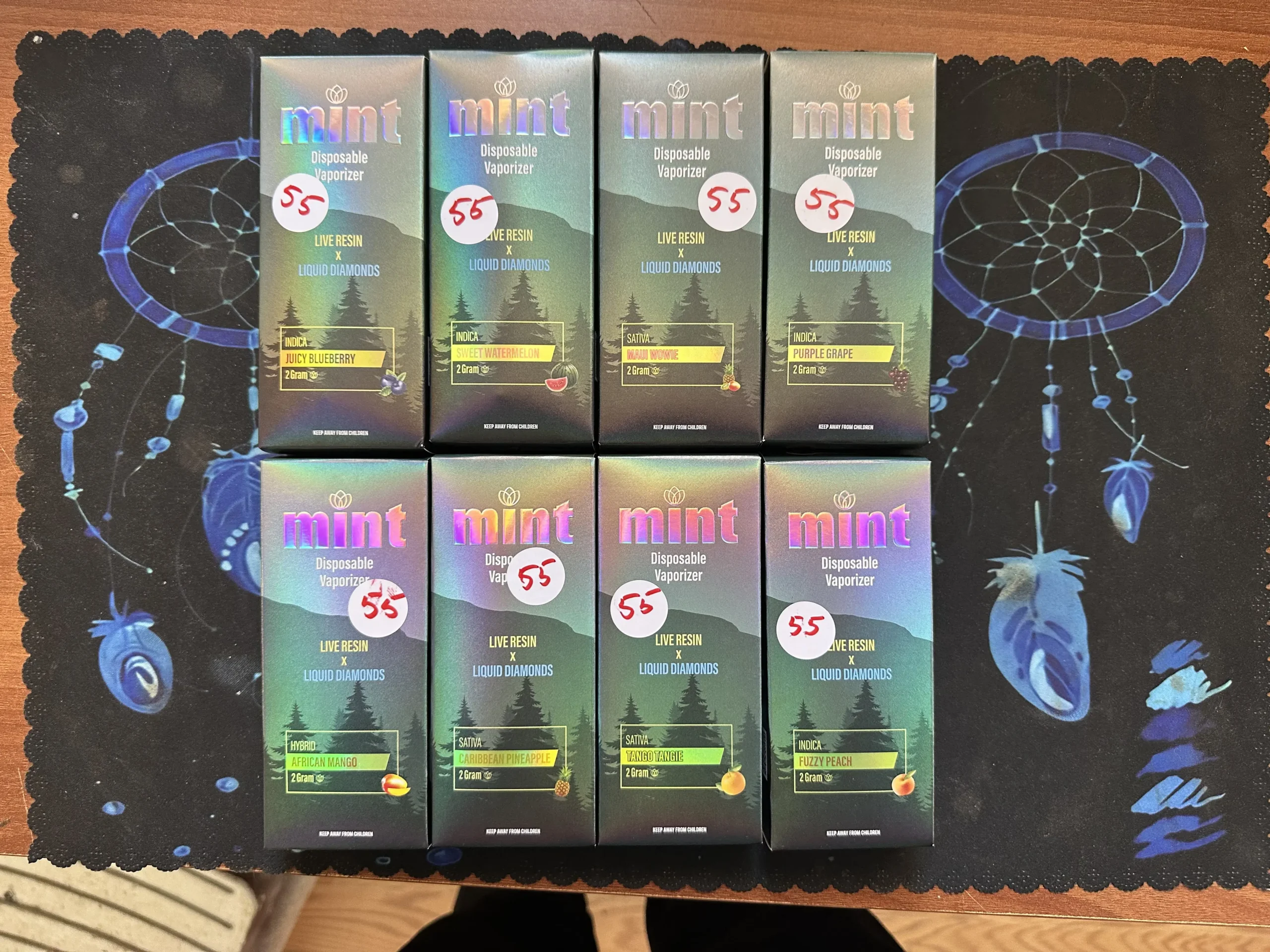 Mint Disposable Vape 2g Live Resin + Diamonds